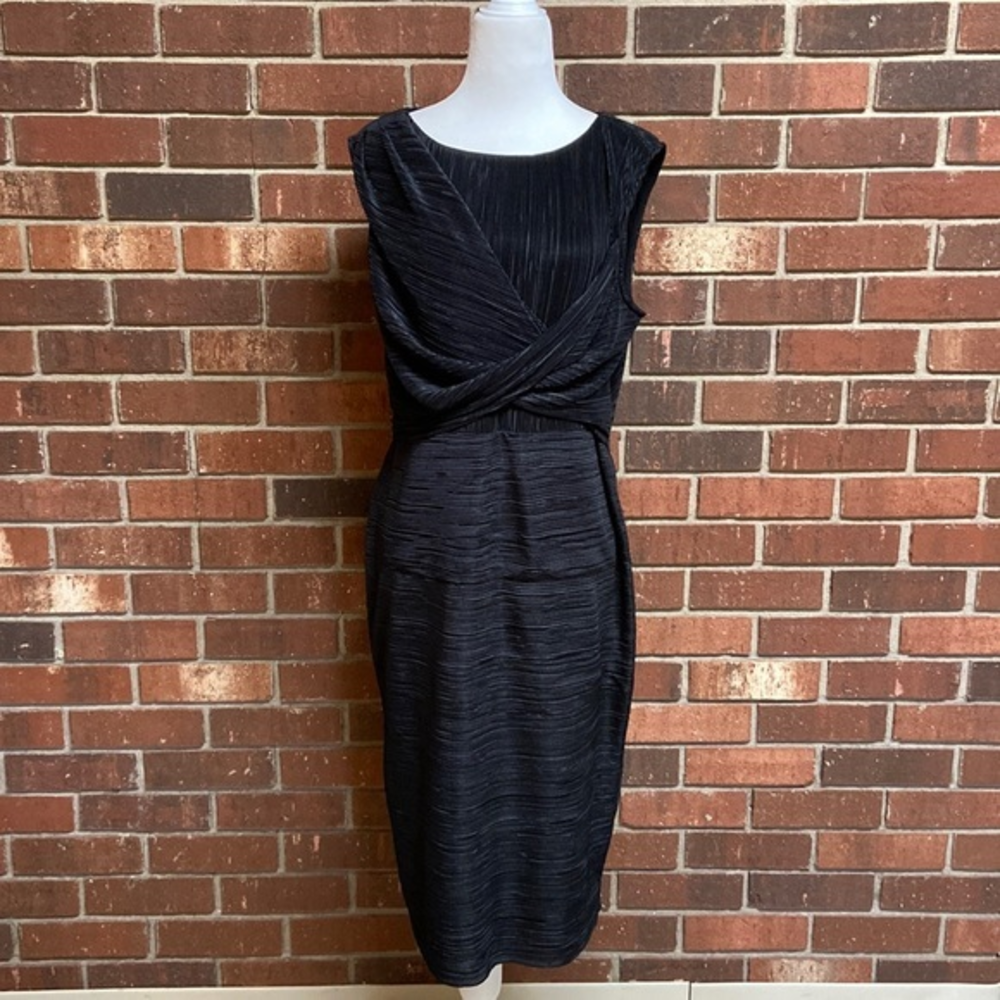 Alex Marie‎ Elegant Black Pleated Dress Size 12